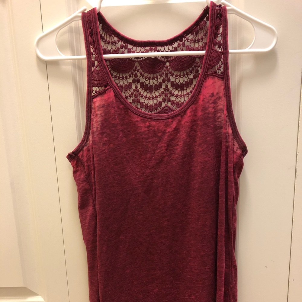 B1G1 1/2 off ☺️ Burgundy colored tank top